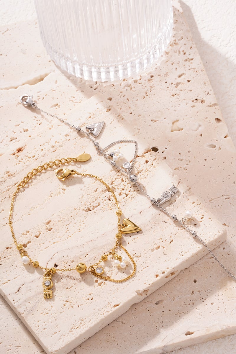 connected love armband